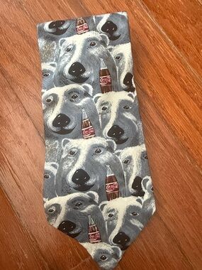 Coca-Cola Gray & White Polar Bear Pattern Tie